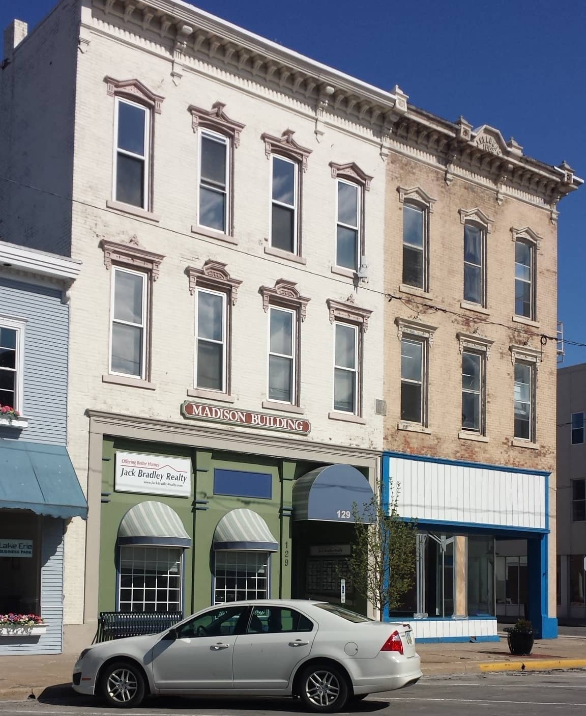 Diverse Food & Drink Options