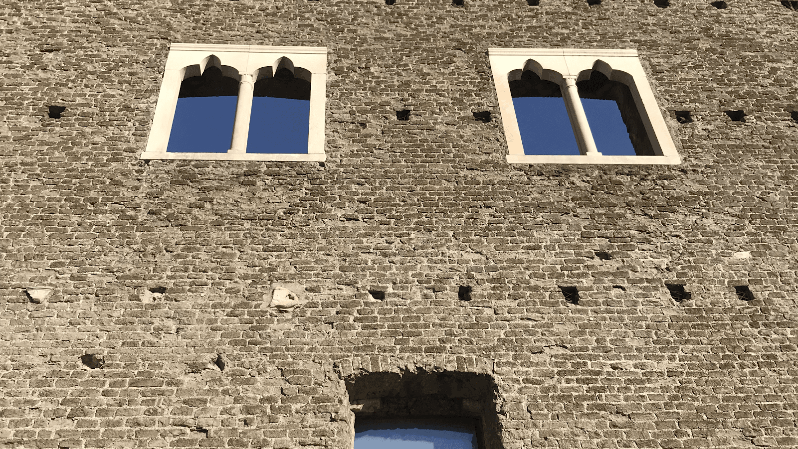 Tomb of Cecilia Metella - Image 1