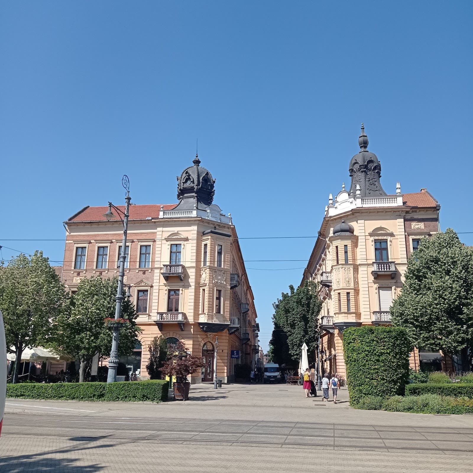 Piac Street Debrecen - Image 1