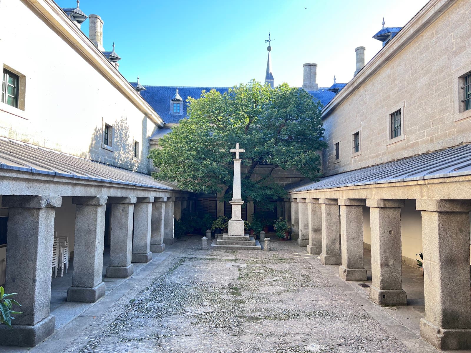 Casas de Oficios - Image 1