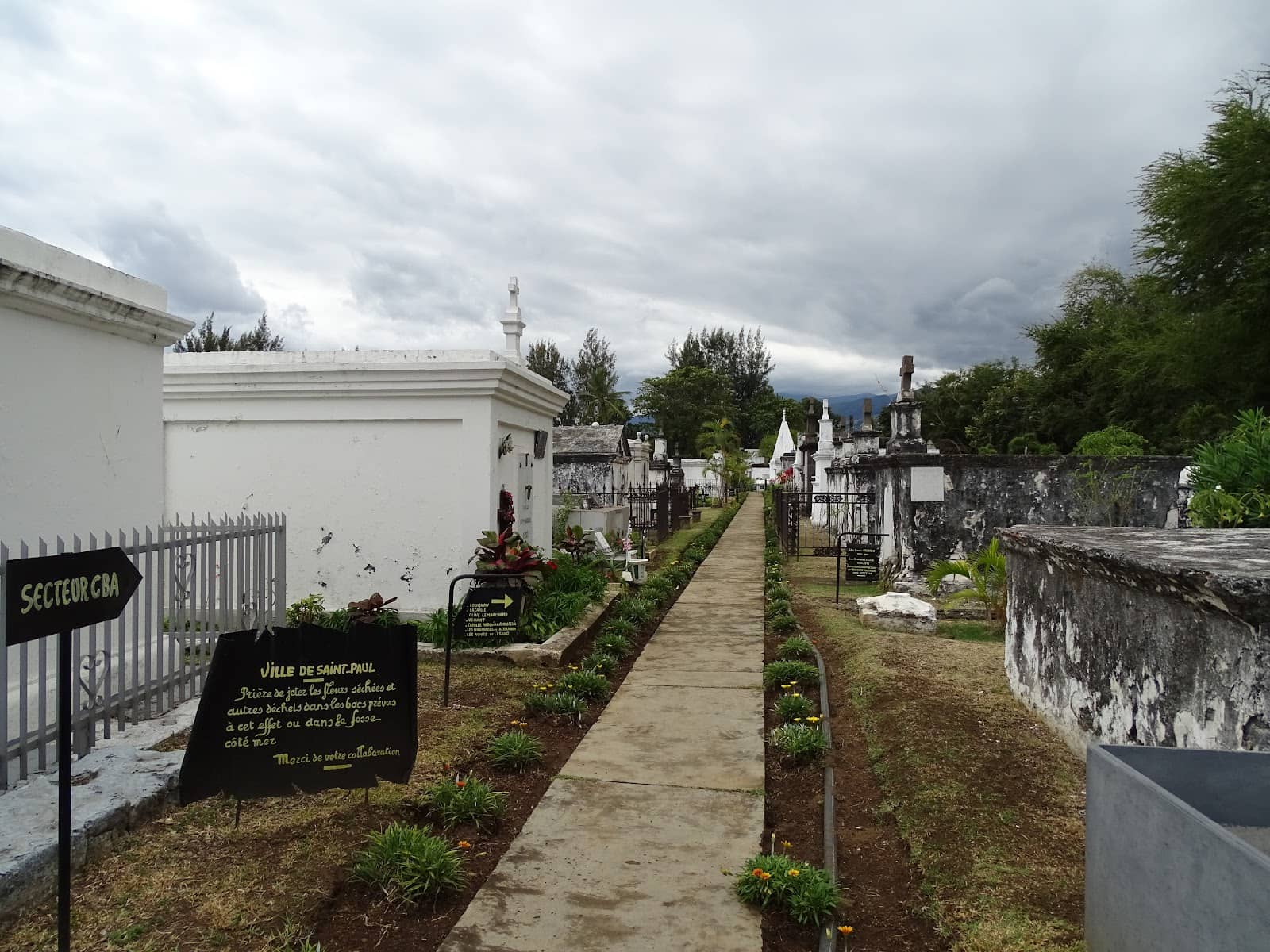 Artistic Gravestones