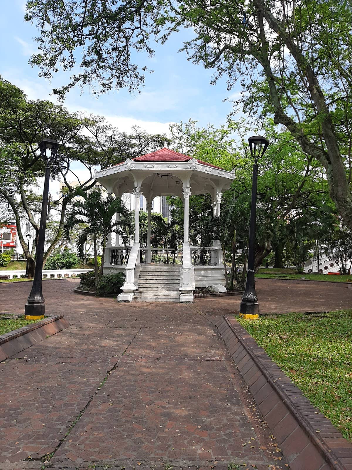 Biodiversity & Community Stands