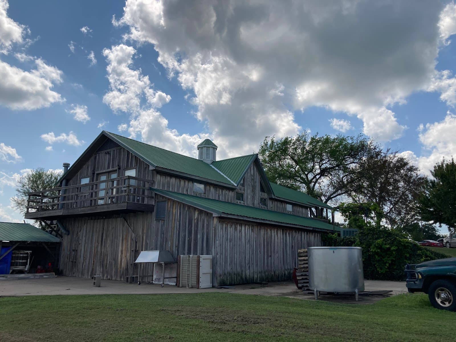 Pleasant Hill Winery - Image 1