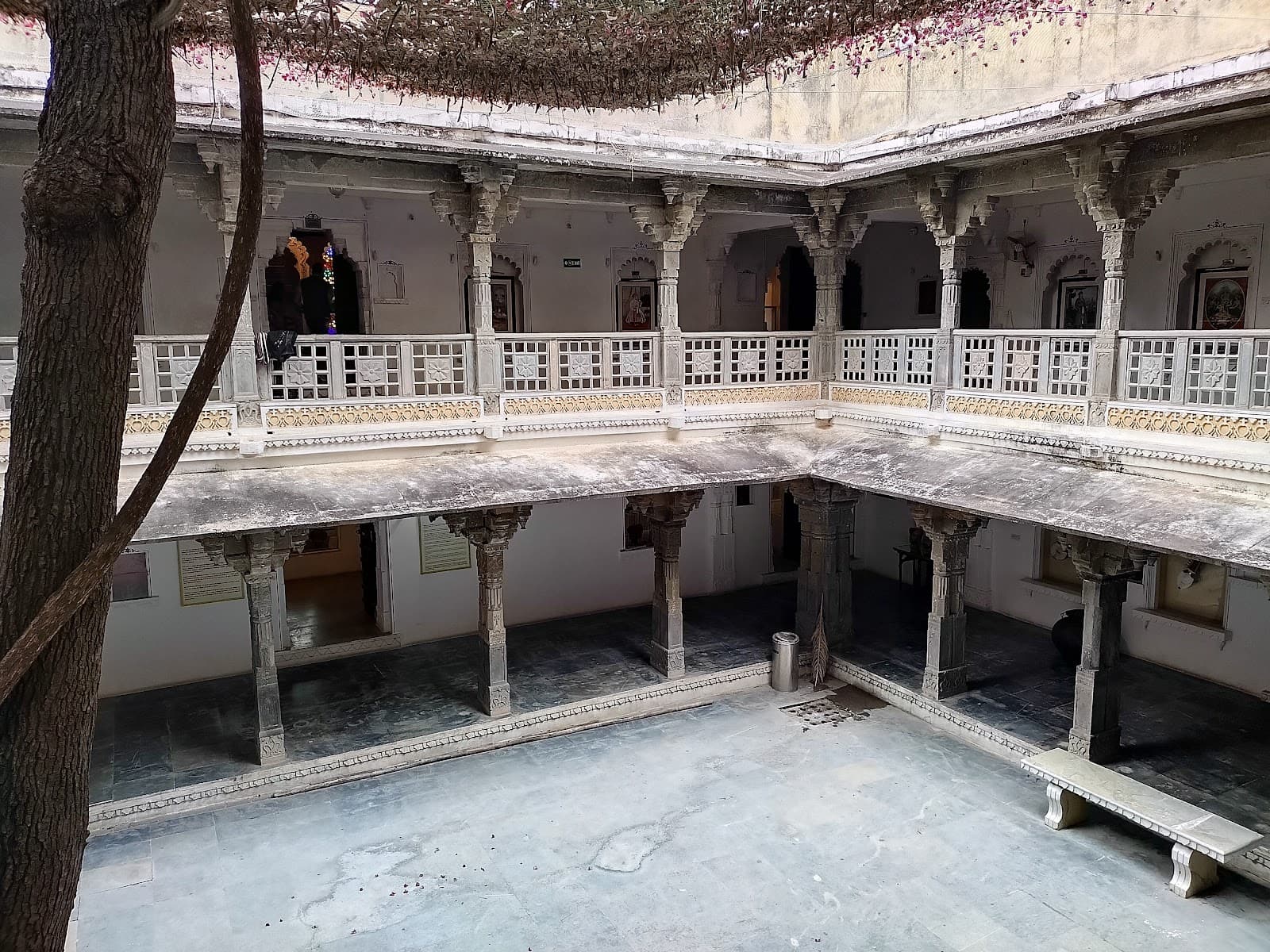 Bagore Ki Haveli Udaipur - Image 1
