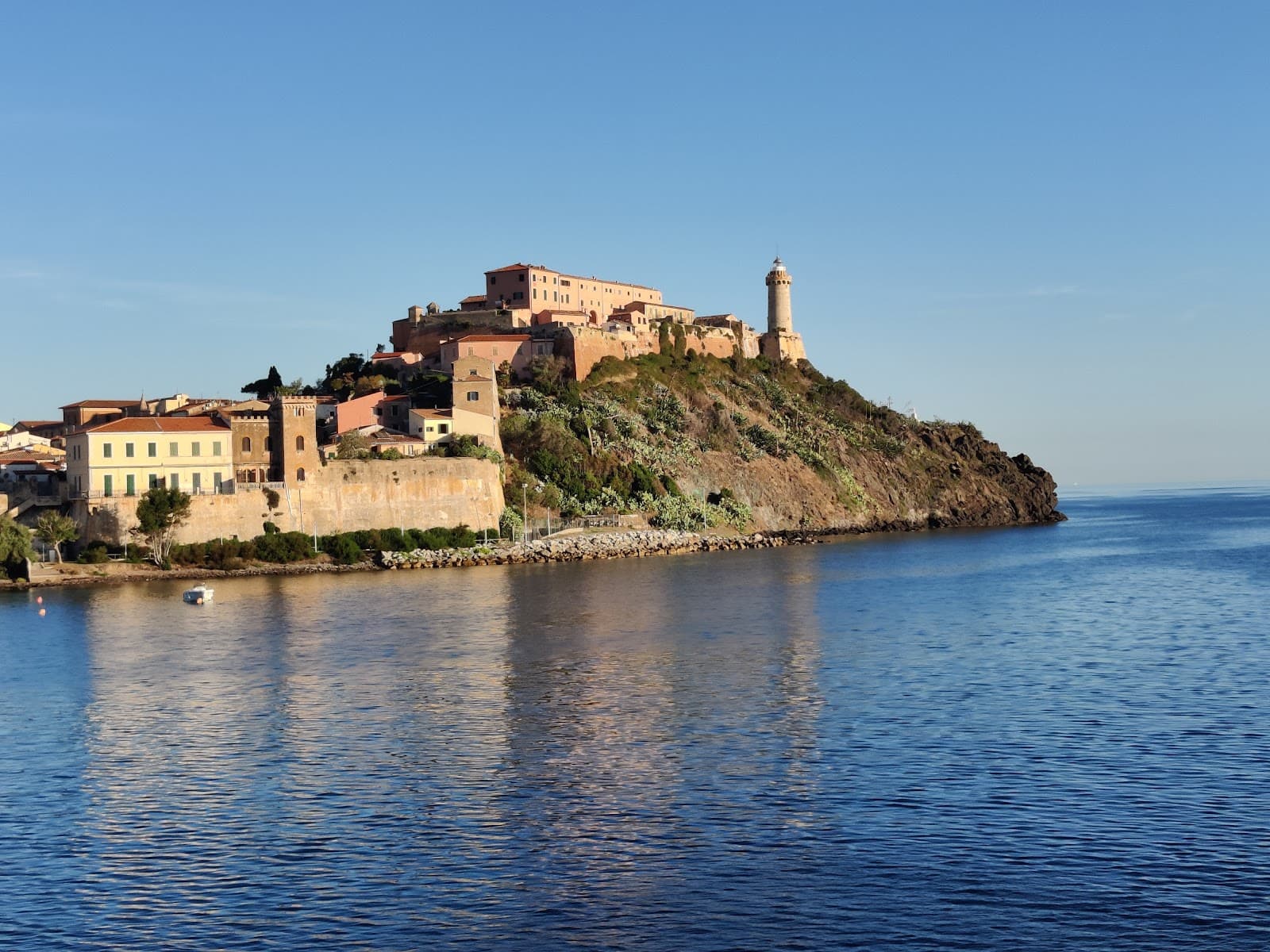 Ferry Port Calata Italia - Image 1