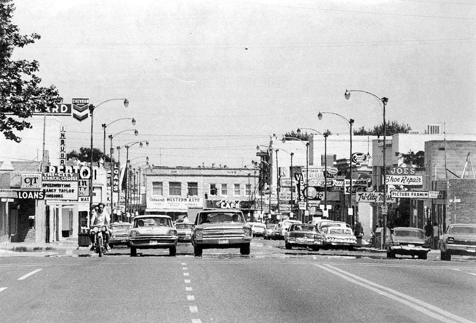 Downtown Kennewick Historic District - Image 1