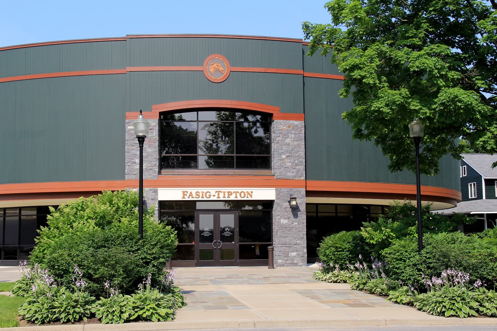 Fasig-Tipton Saratoga - Image 1