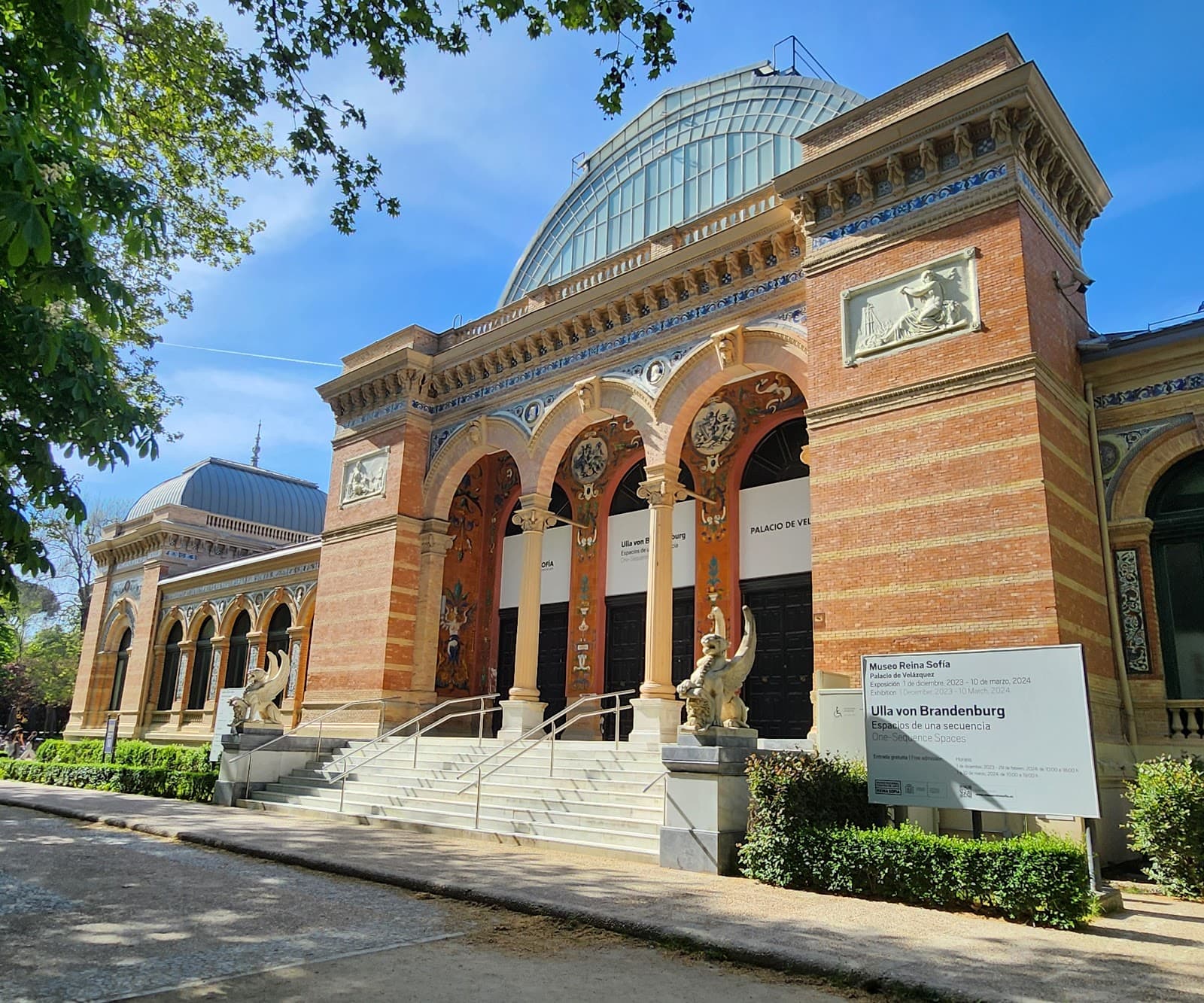 Palacio de Velázquez del Retiro - Image 1