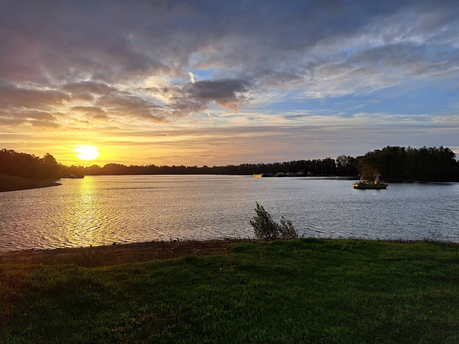 Tranquil Overnight Stays