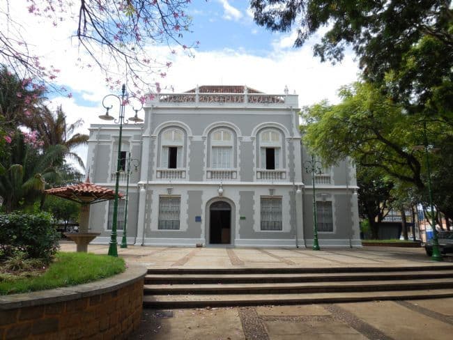 Museu Histórico e Pedagógico Voluntários da Pátria Araraquara Brazil - Image 1