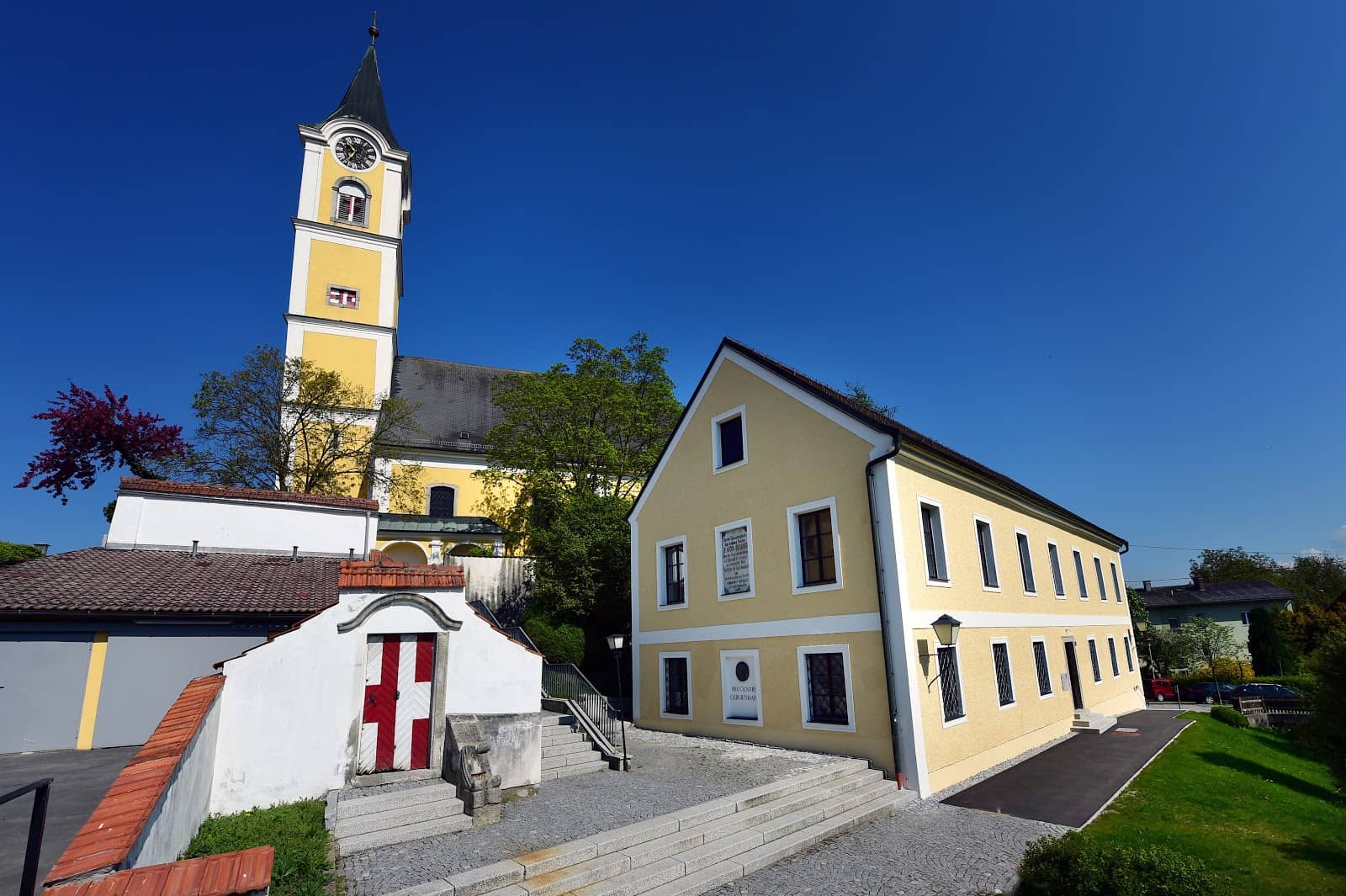 Ansfelden Village Charm