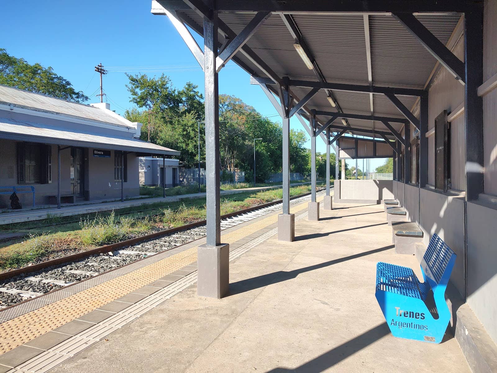 Local Markets & Shops