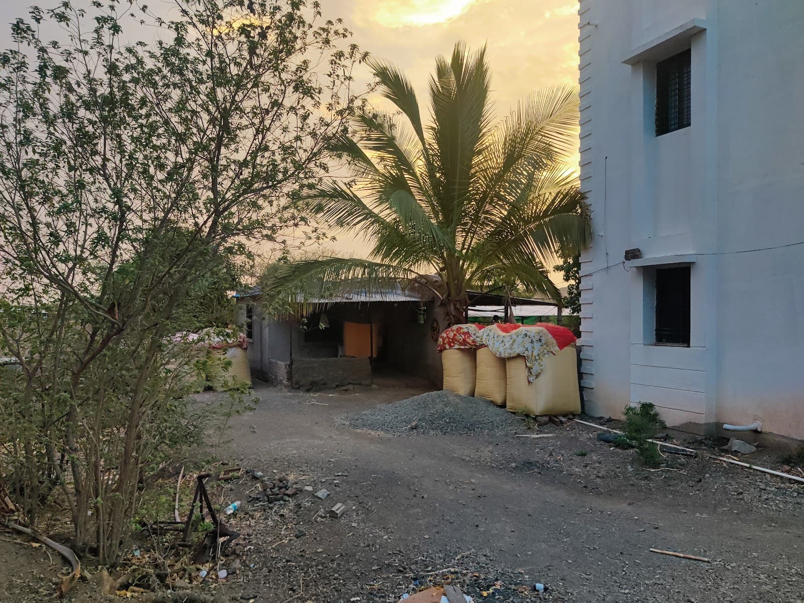 Ralegan Siddhi - Image 1