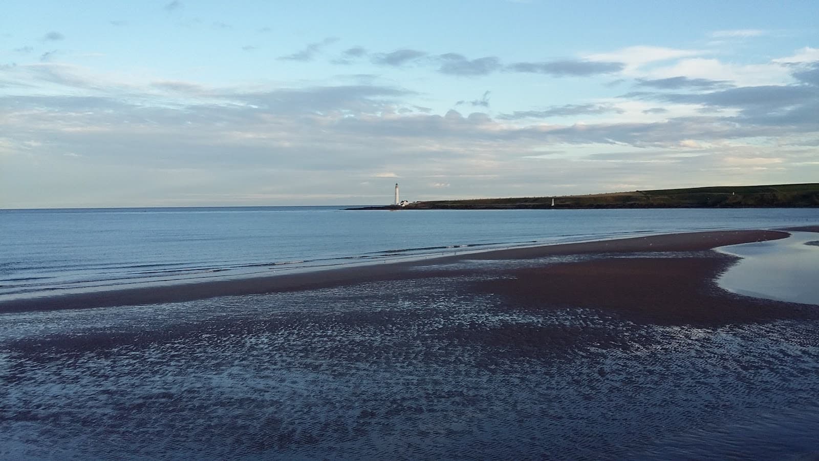 Scurdie Ness Lighthouse - Image 1
