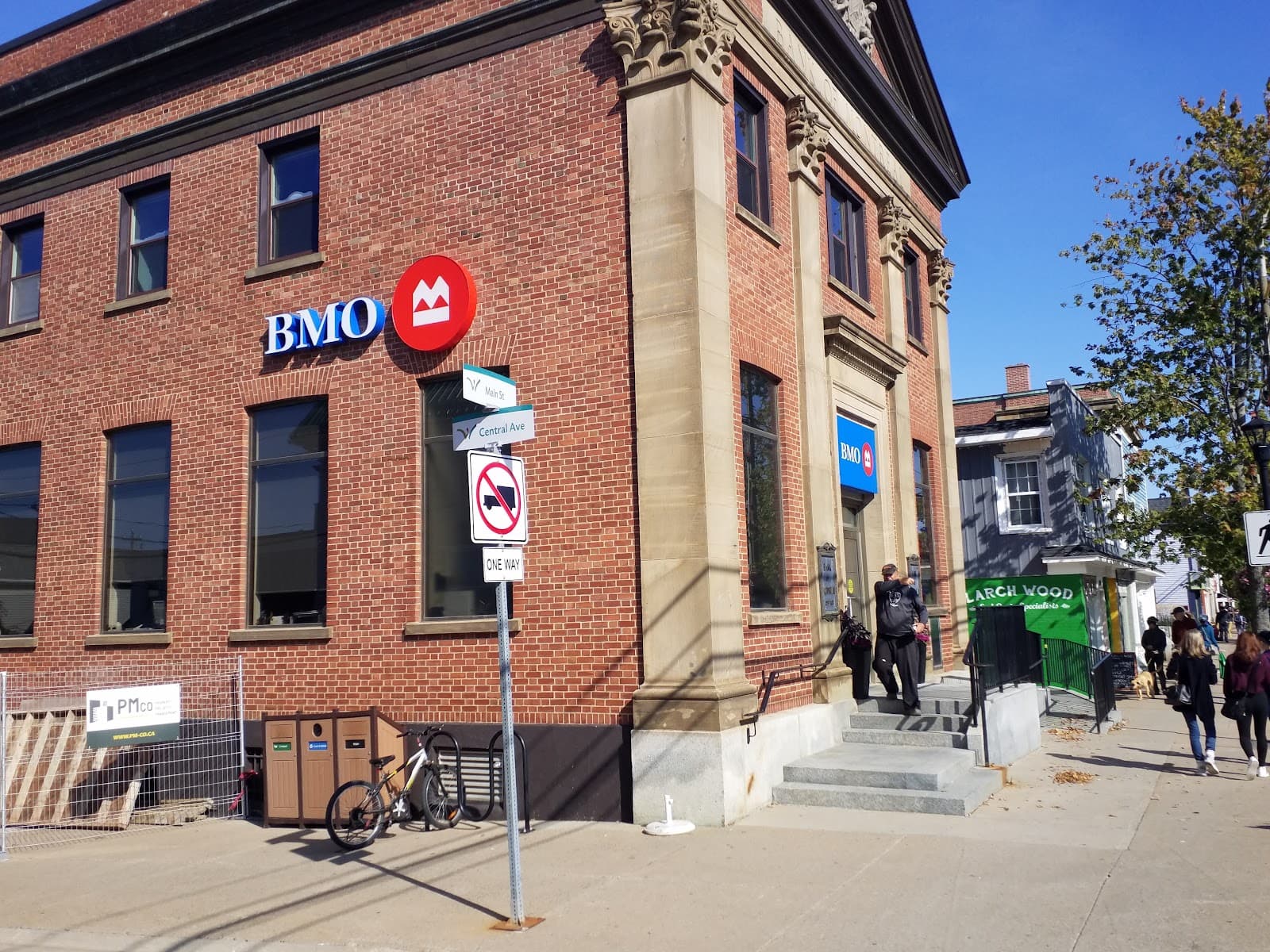 Wolfville Nova Scotia - Image 1