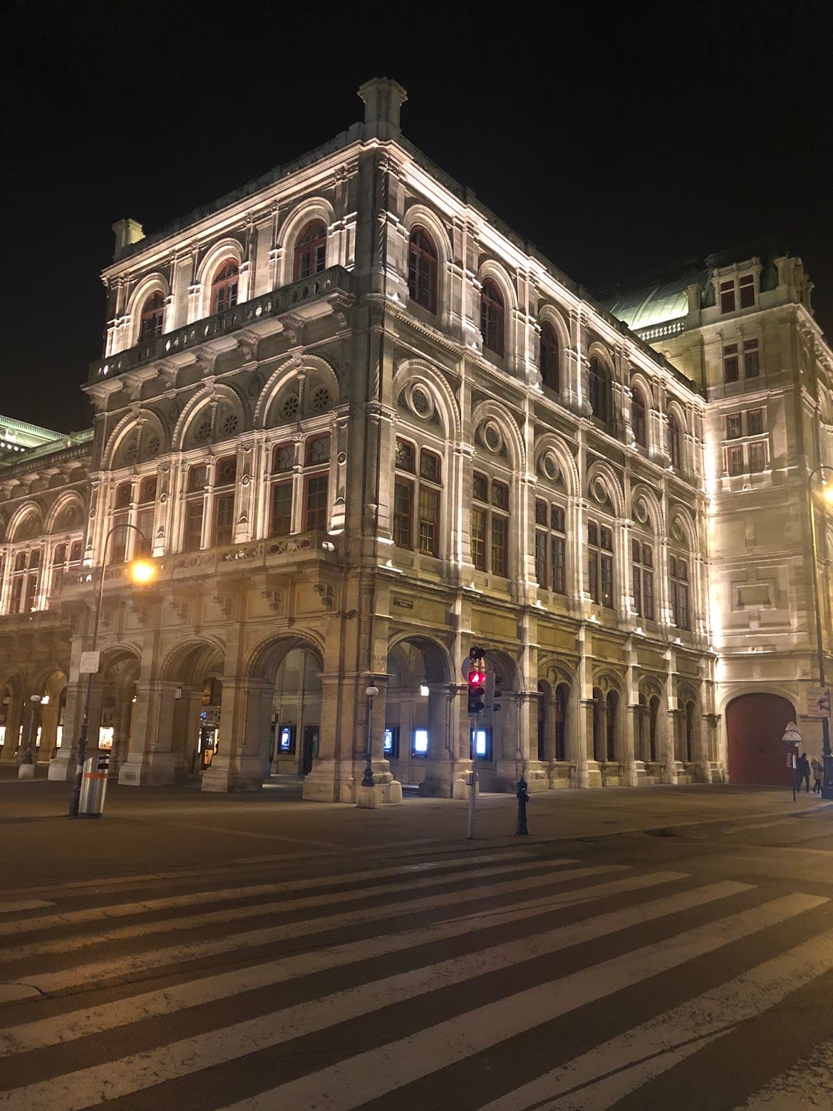 Opernring 2, 1010 Wien - Image 1