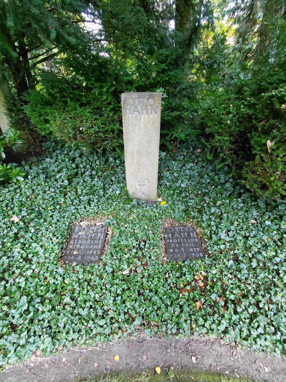 Stadtfriedhof Göttingen - Image 1