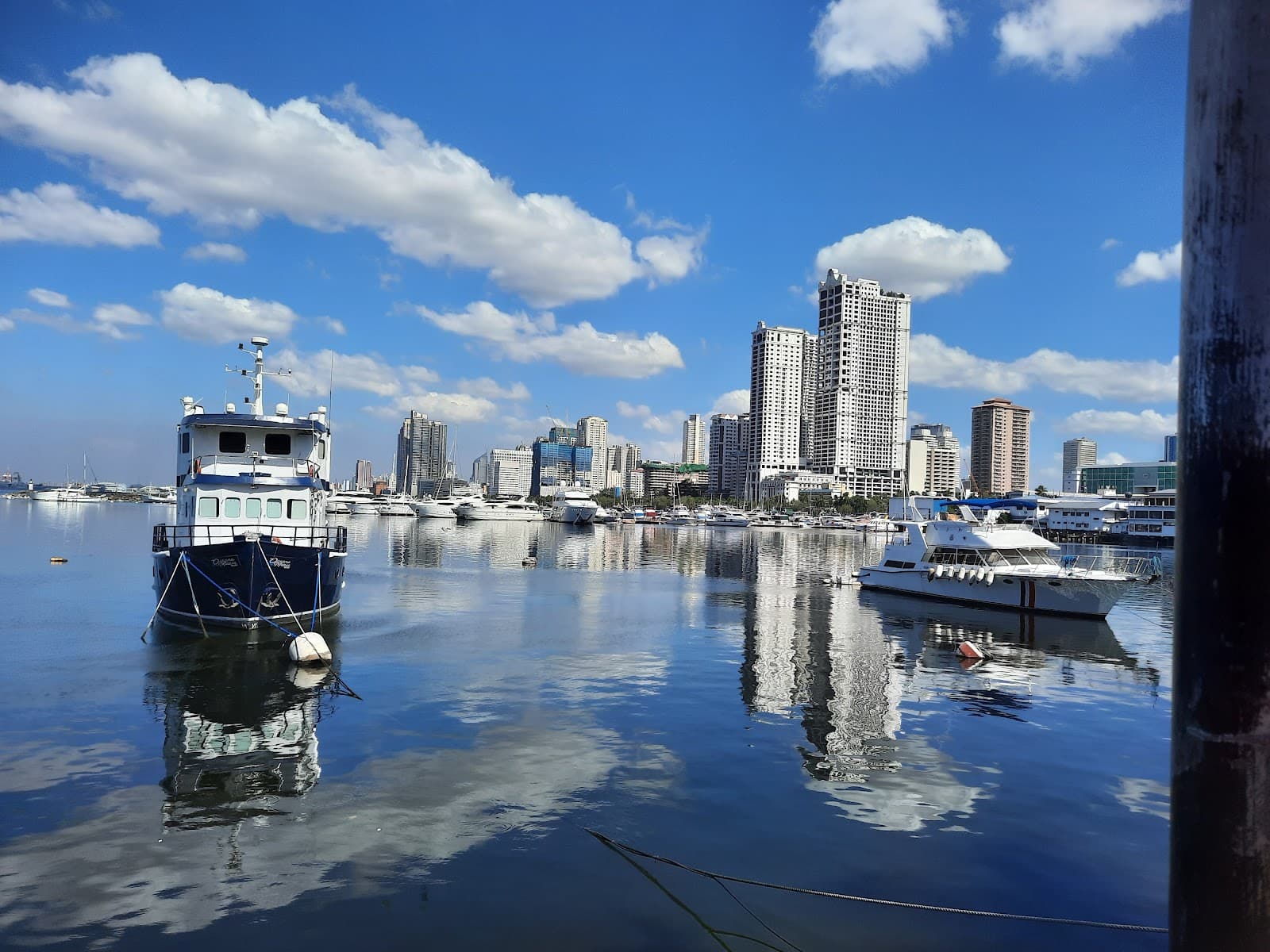 CCP Baywalk and Grounds Manila - Image 1
