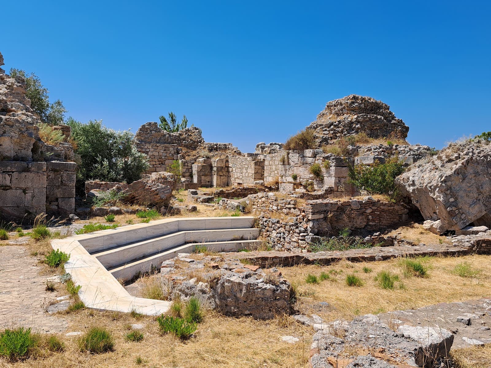 Roman Baths of Pythagorion - Image 1
