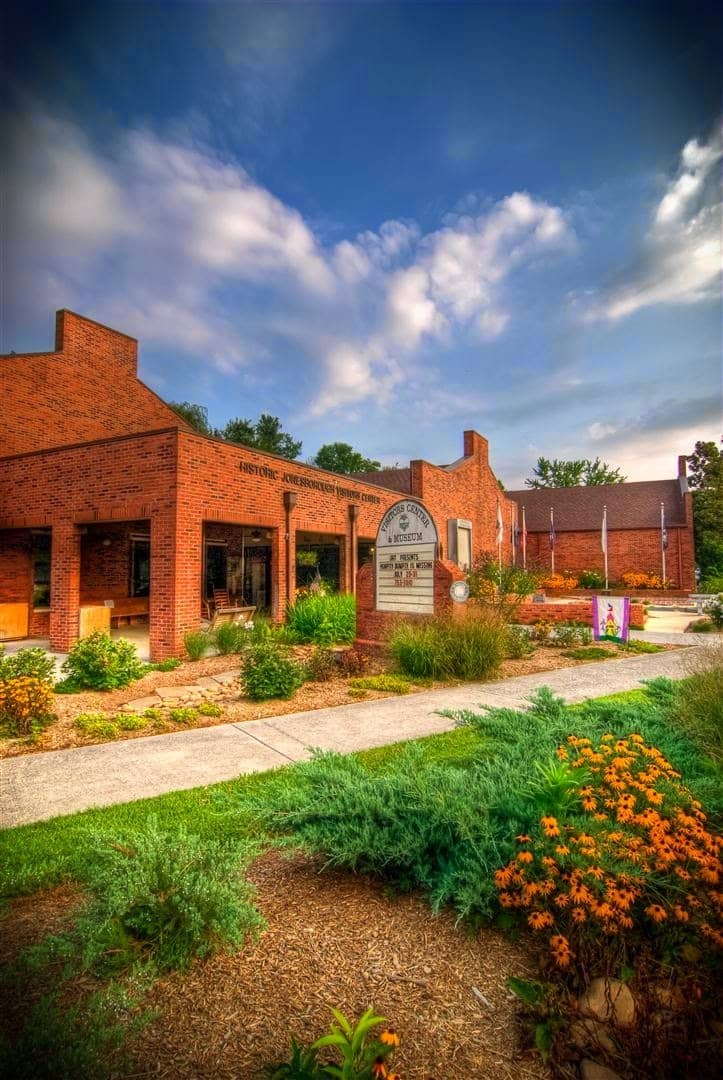 Visitor Center & Museum