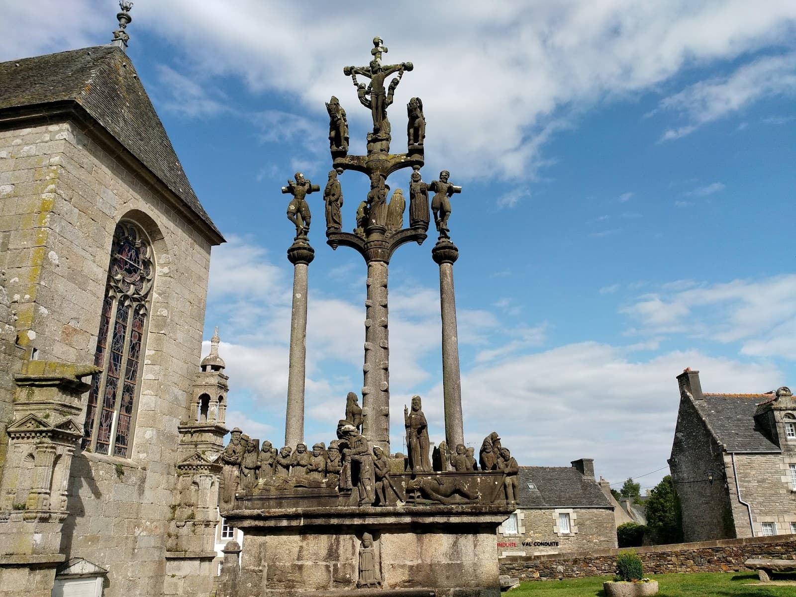 Enclos paroissial de Saint-Thégonnec - Image 1
