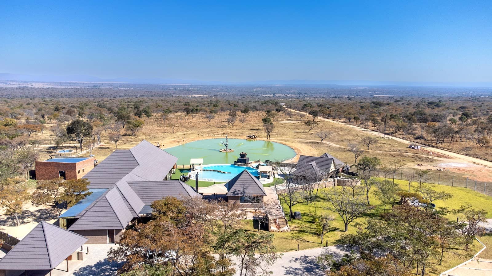 Luxury Villas & Amenities