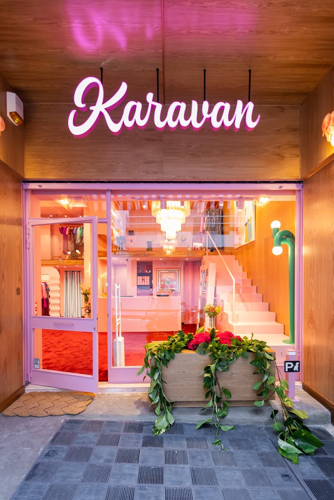 Karavan Clothing - Image 1
