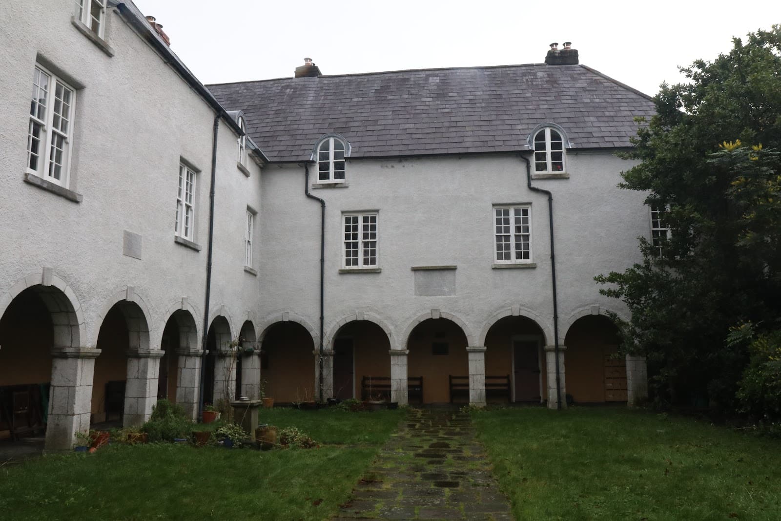 Skiddy's Almshouse - Image 1