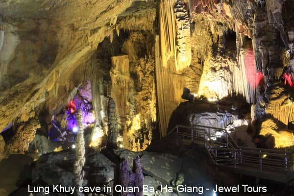 Traditional Dao Houses