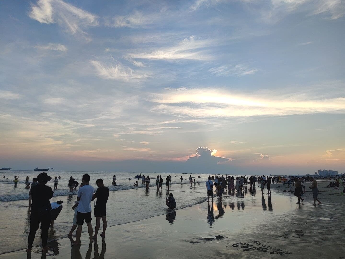 Beihai Silver Beach - Image 1