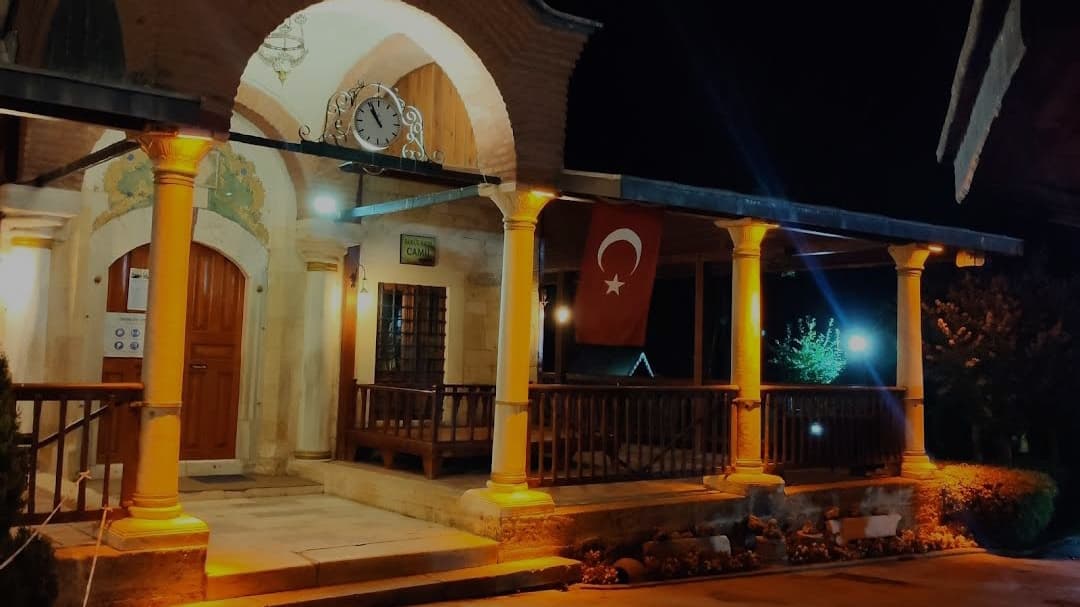 Darülhadis Mosque - Image 1