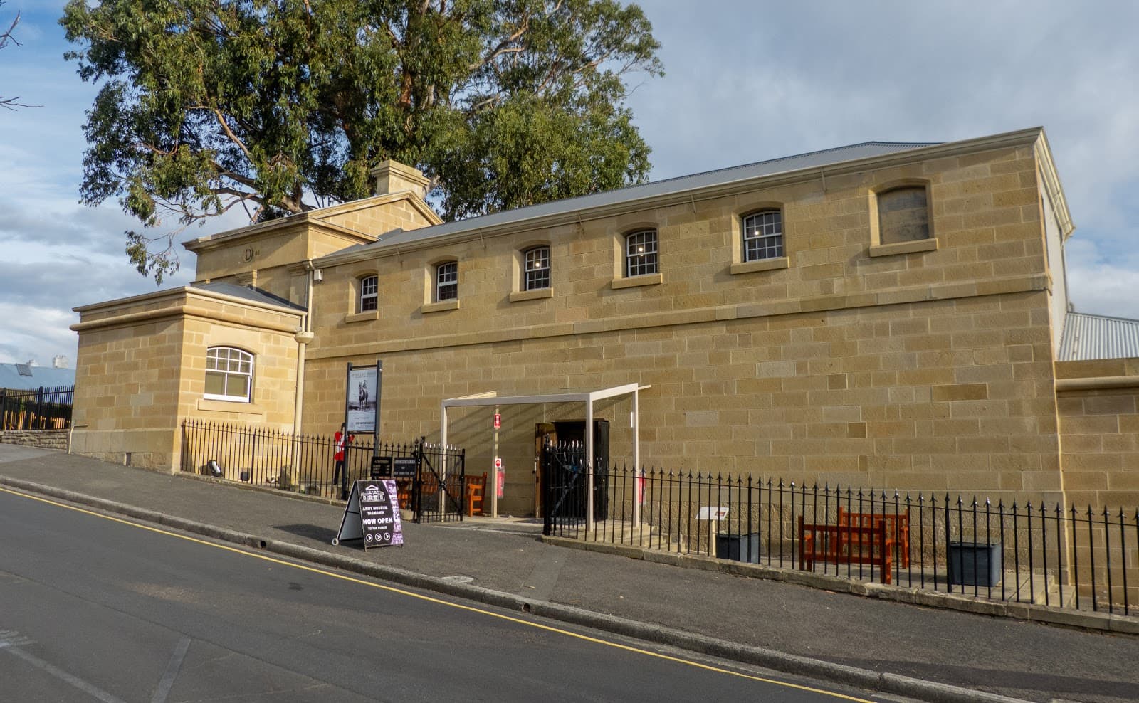 Anglesea Barracks and Army Museum - Image 1