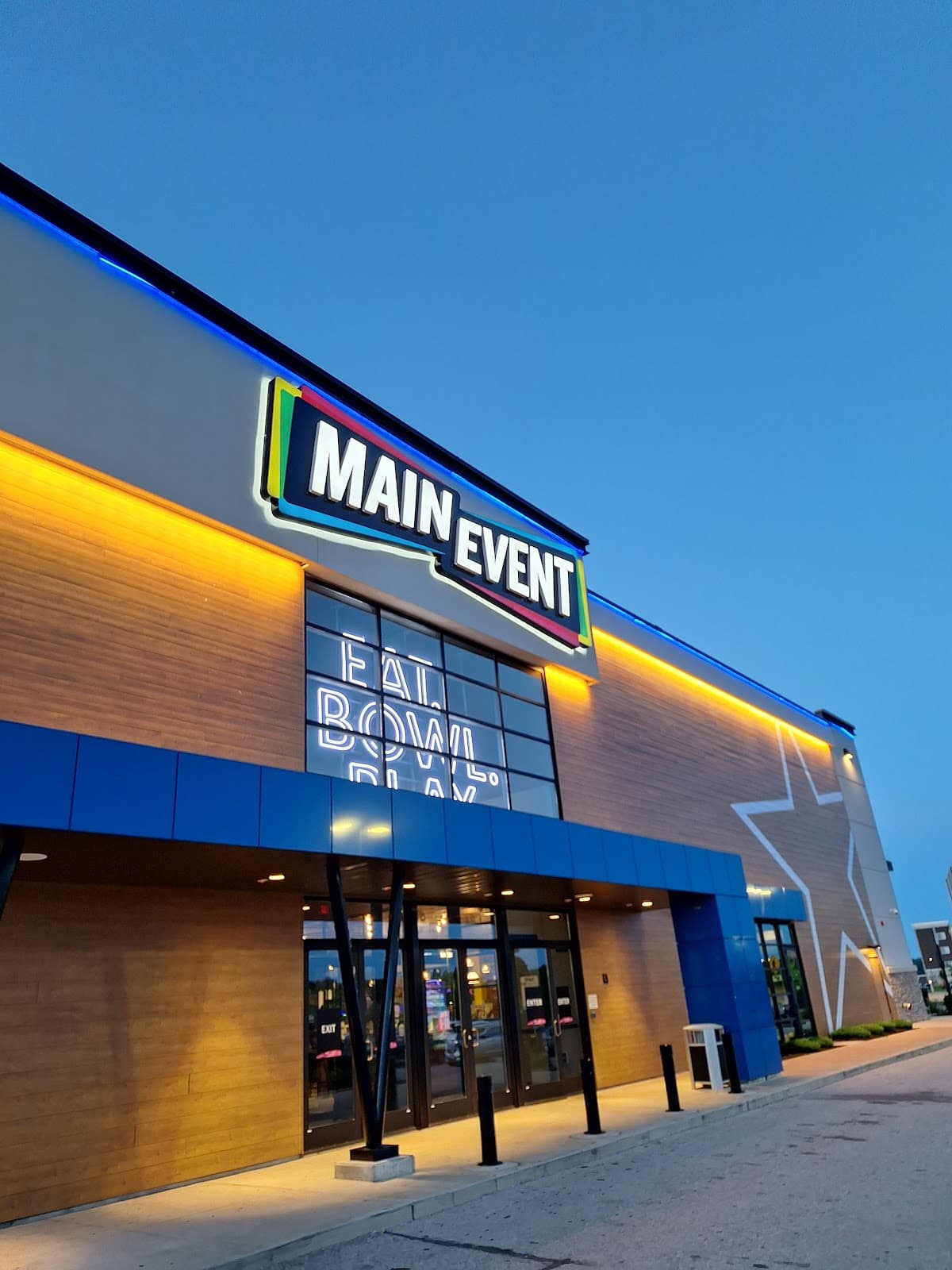 Main Event Chesterfield - Image 1