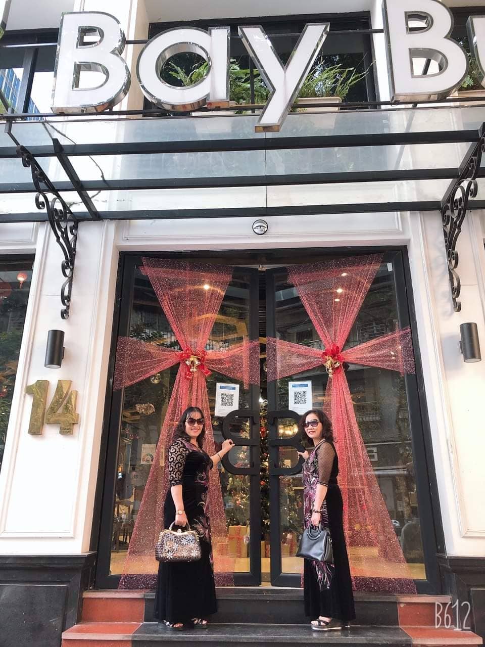 Scenic Views (select locations)