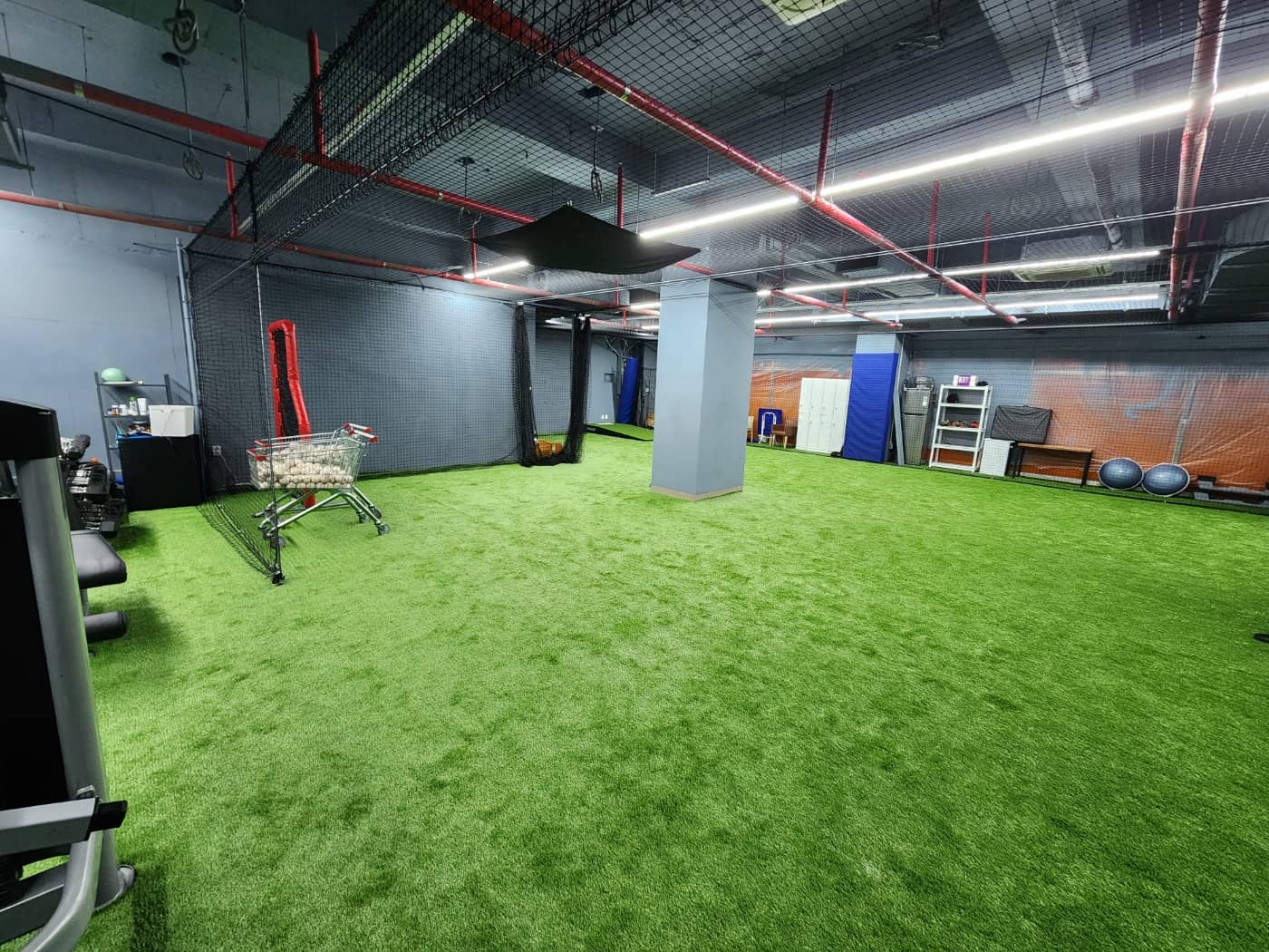 Private & Semi-Private Cages