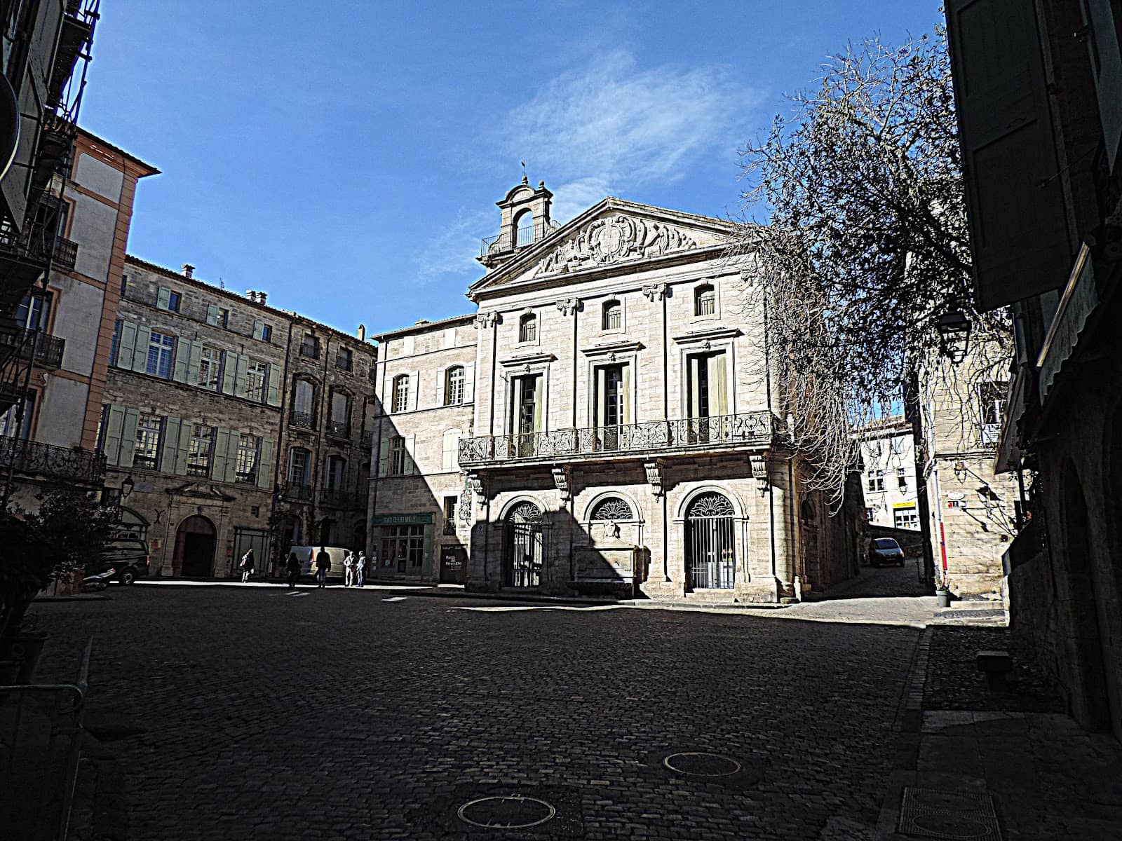 Temporary Art Exhibitions