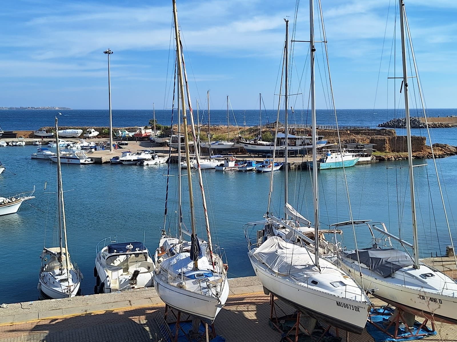 Le Castella Port - Image 1
