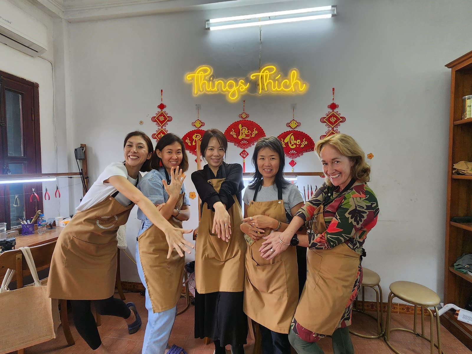 Things Thích - Jewelry Workshop - Image 1