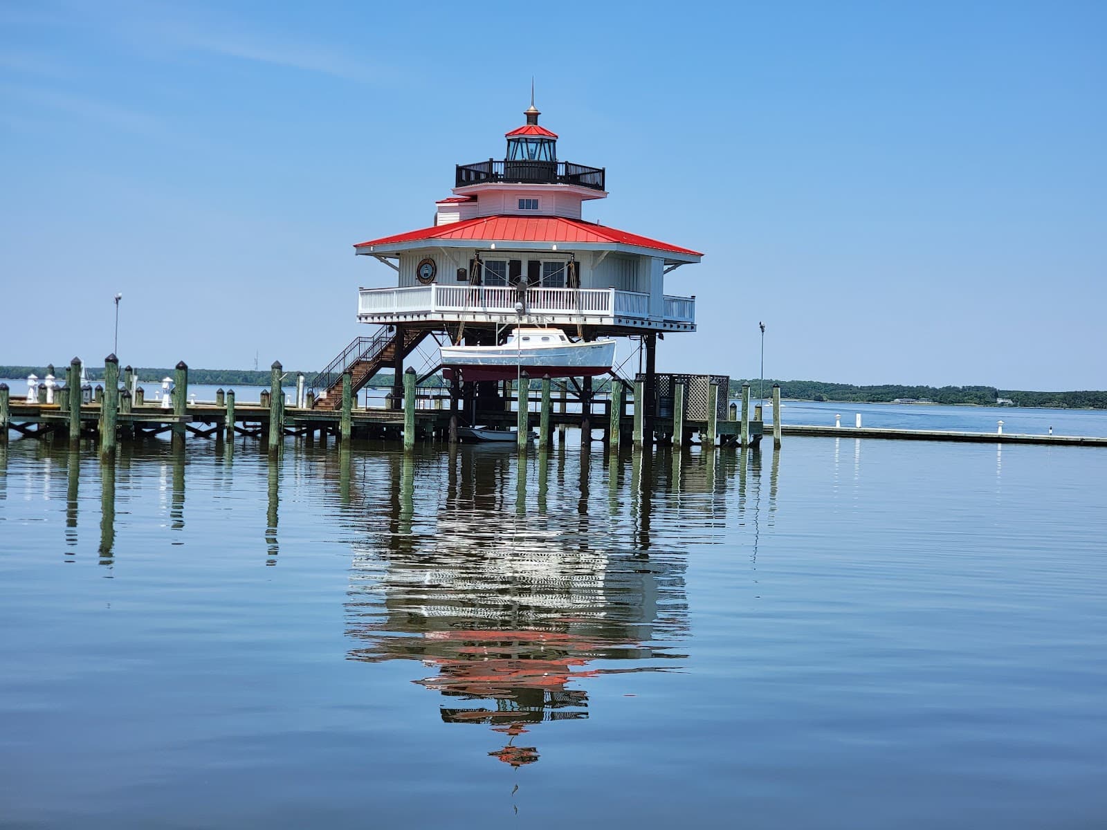 Long Wharf Park (Cambridge) - Image 1