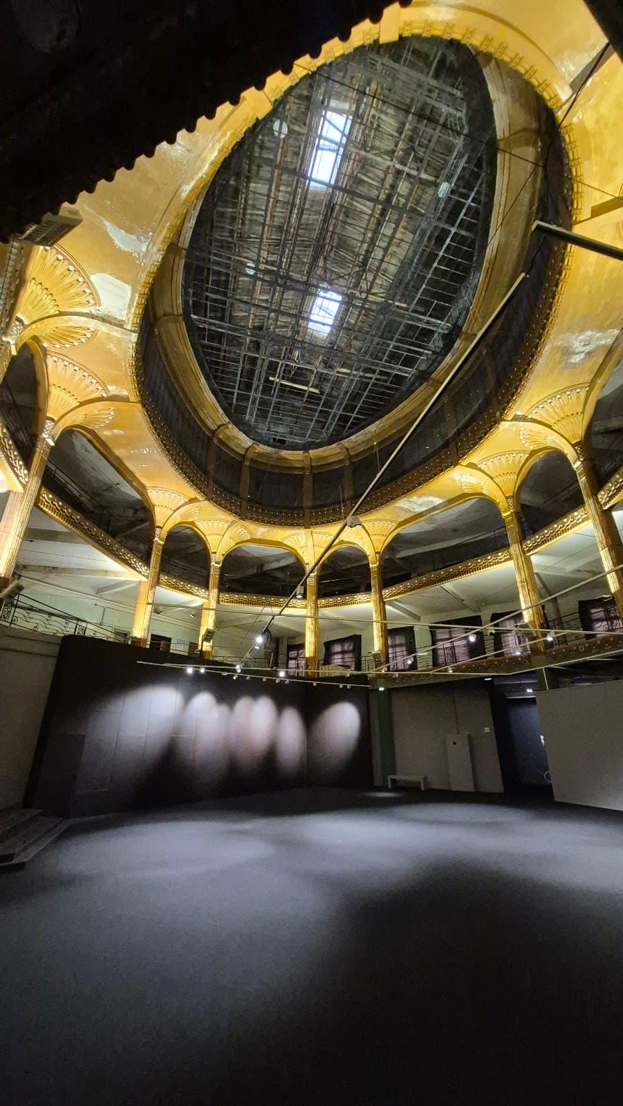 Rue de la Fère (Art Deco) - Image 1