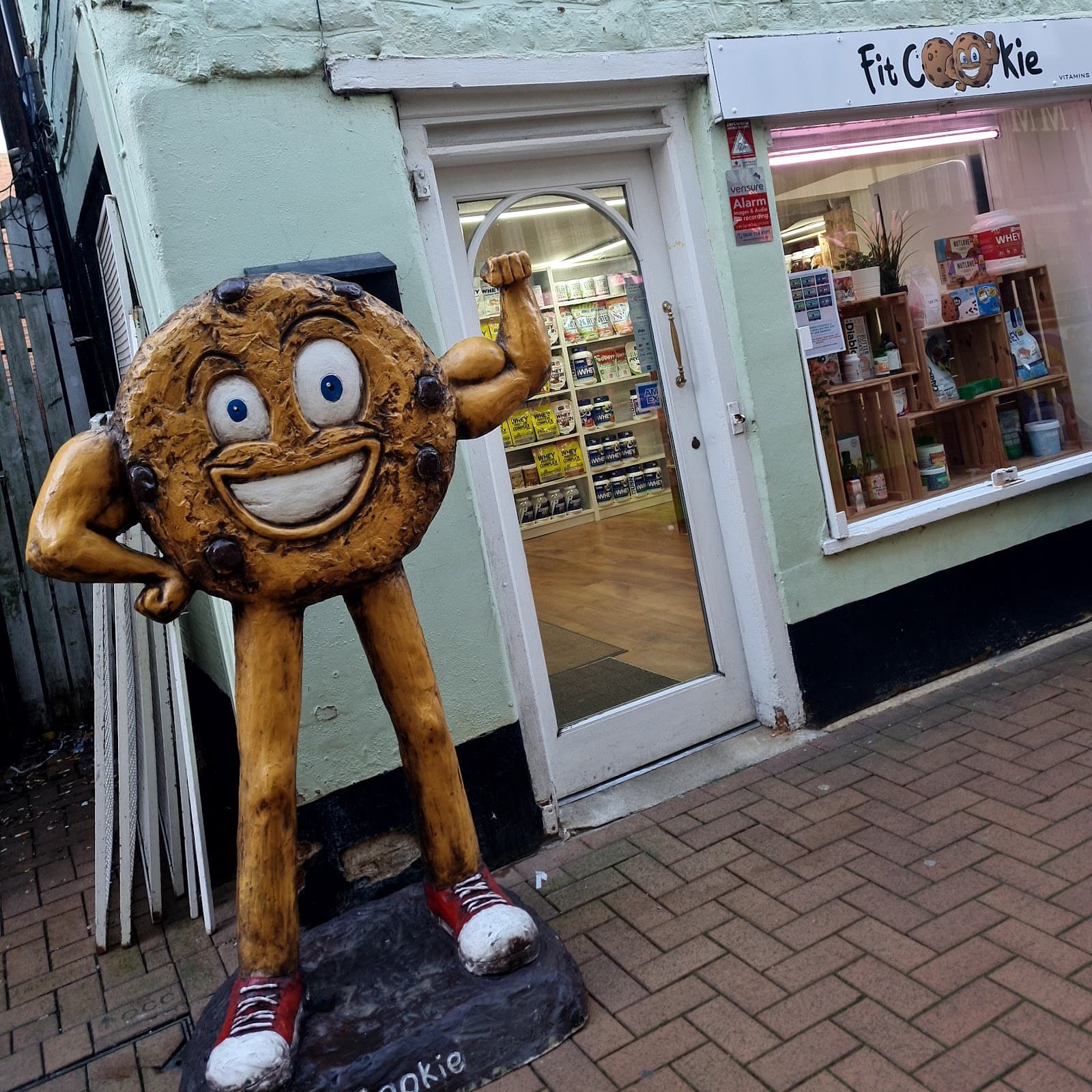 Castle Quay Waterfront - Image 1