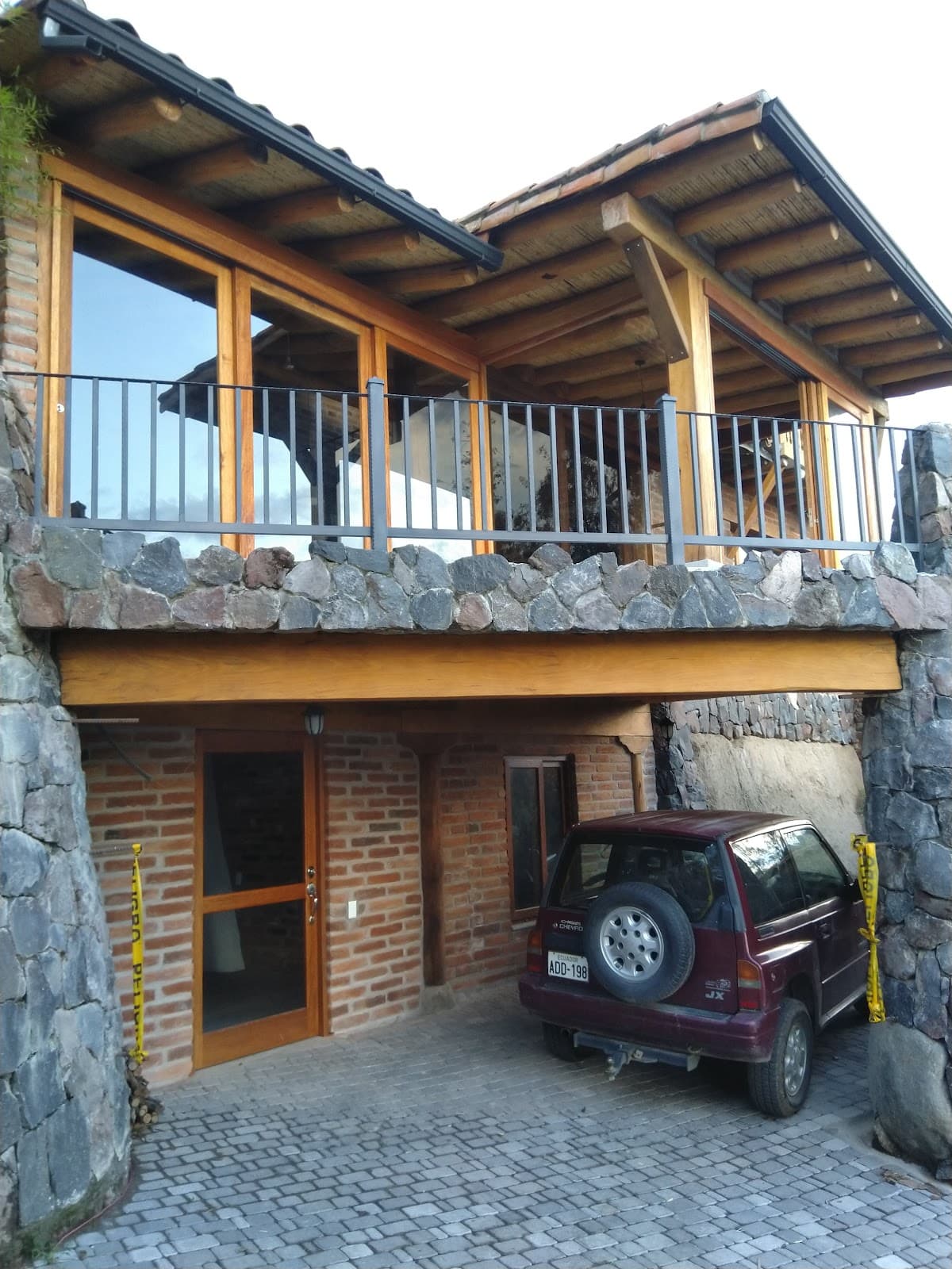 Tumbaco Town Center - Image 1