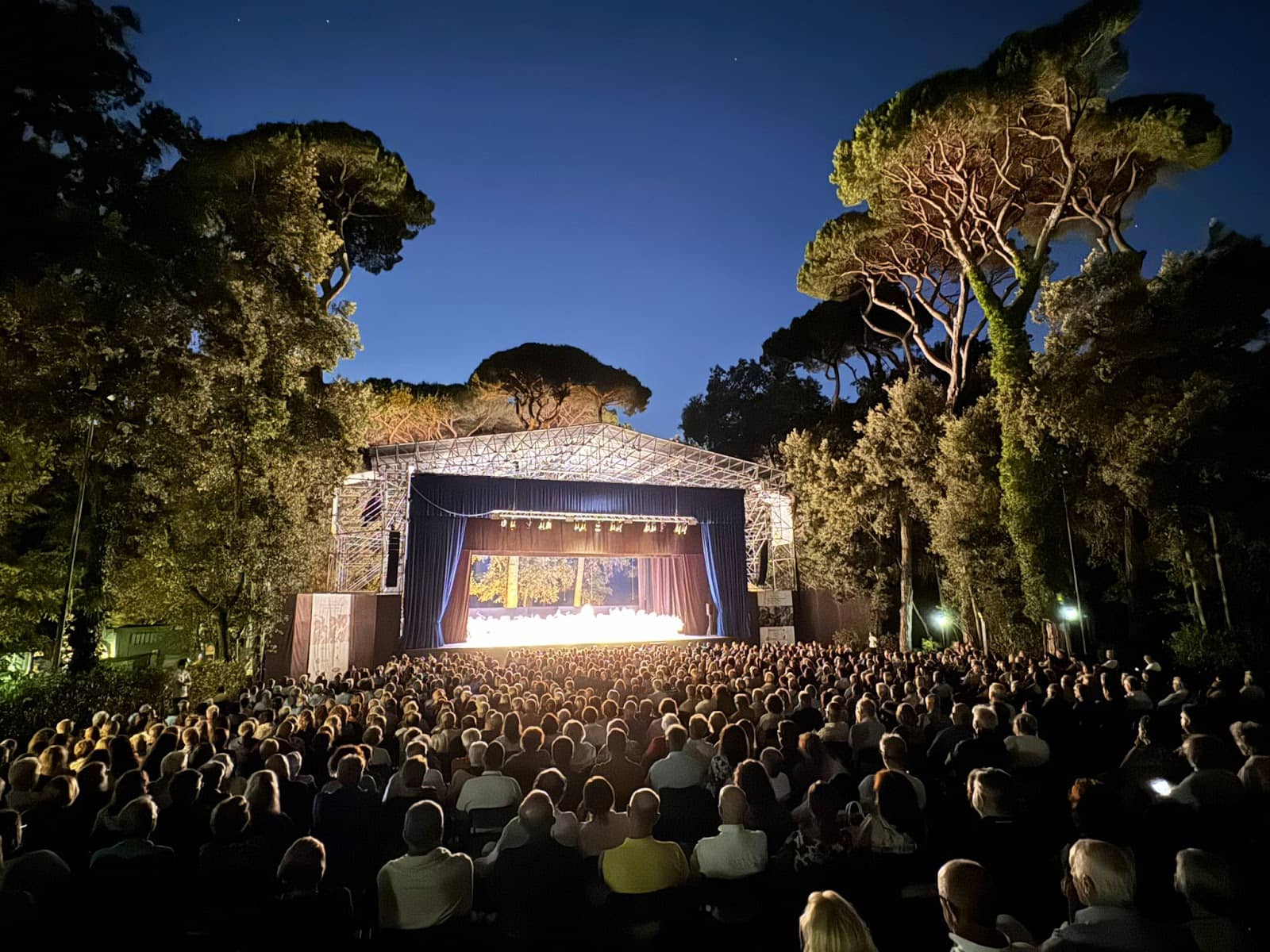 Outdoor Theatre Performances