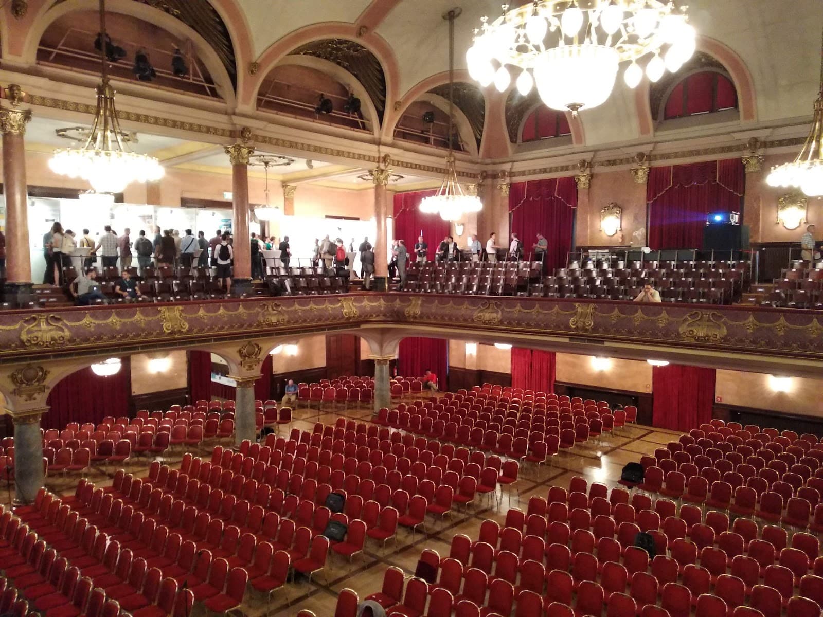 Stadthalle - Image 1