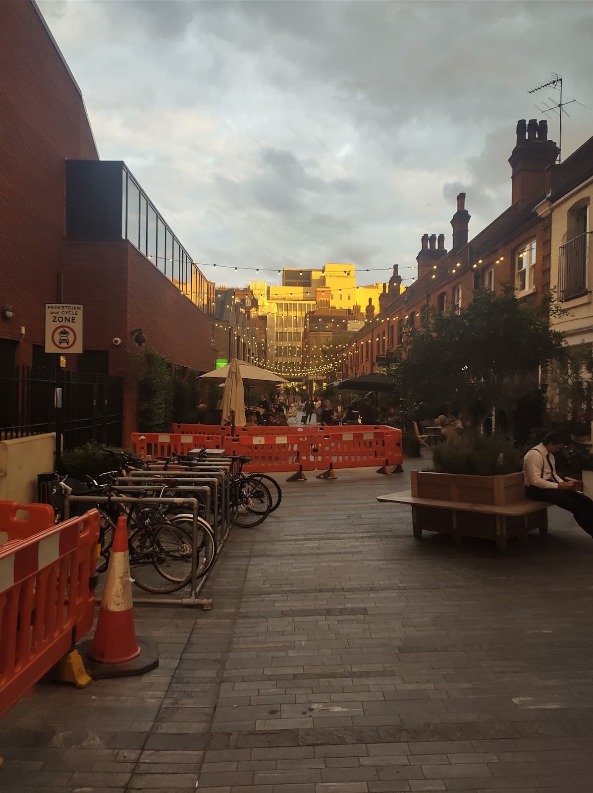 Pavilion Road - Image 1