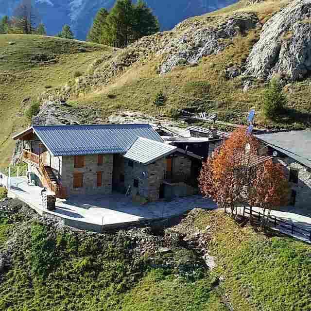 Rifugio Giorgio Bertone - Image 1