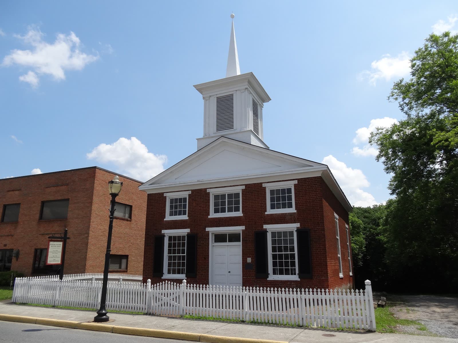Bedford Historic Meeting House - Image 1