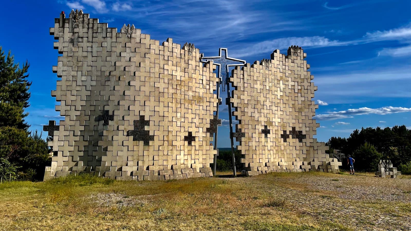 Valley of Death Memorial Fordon - Image 1