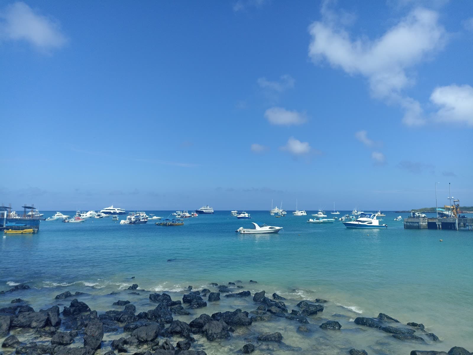Malecón Puerto Baquerizo Moreno - Image 1