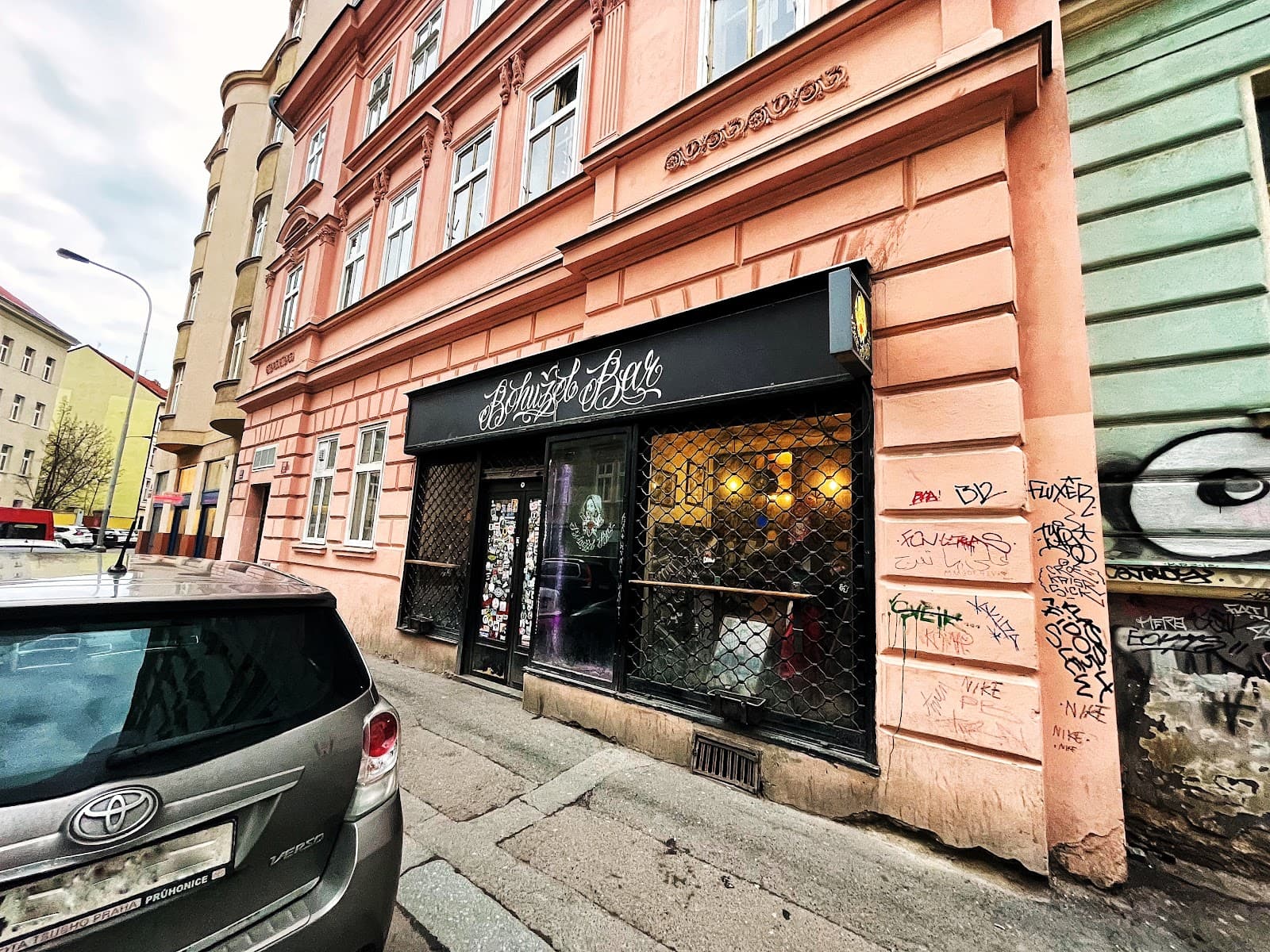 Bohužel Bar - Image 1